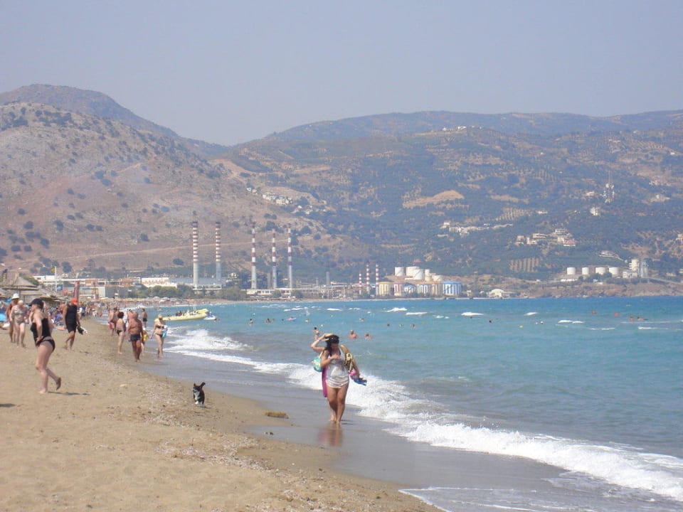 Hotel-Strand, nordseitig Civitel Creta Beach
