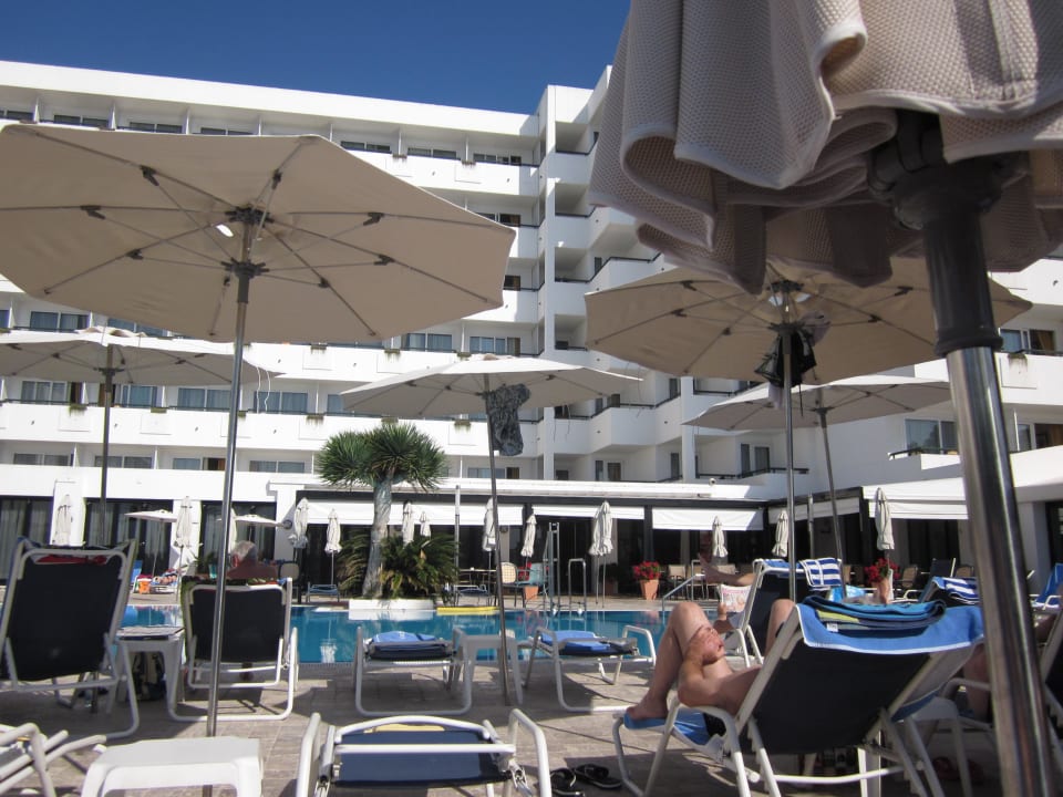 Liegeplätze am Pool Hipotels Hipocampo