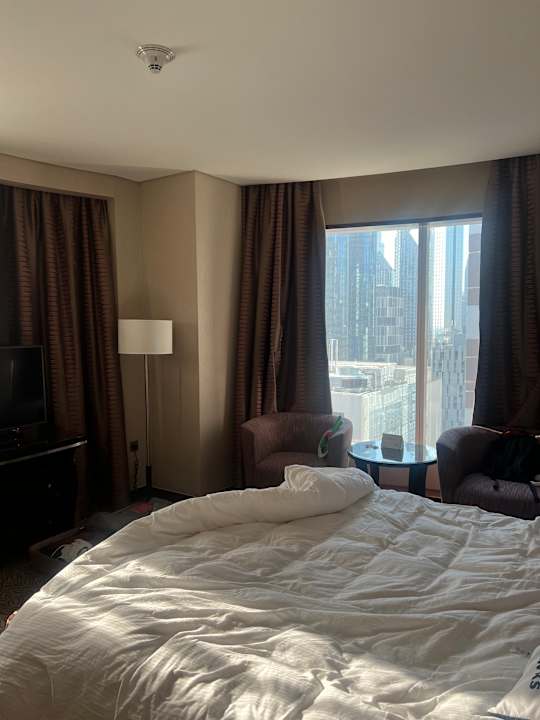 Zimmer Rose Rayhaan by Rotana