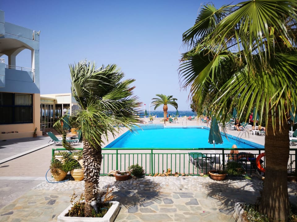 Pool Hotel Kathrin Beach
