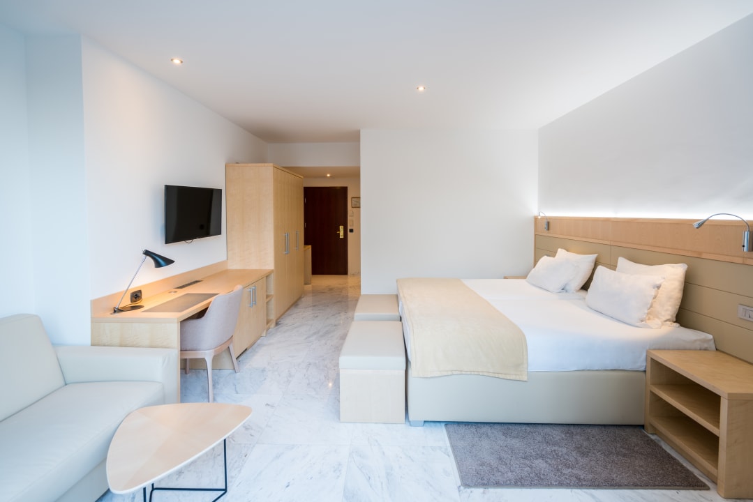 Zimmer Iberostar Waves Bellevue