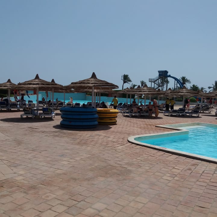 Pool Titanic Beach Spa & Aqua Park