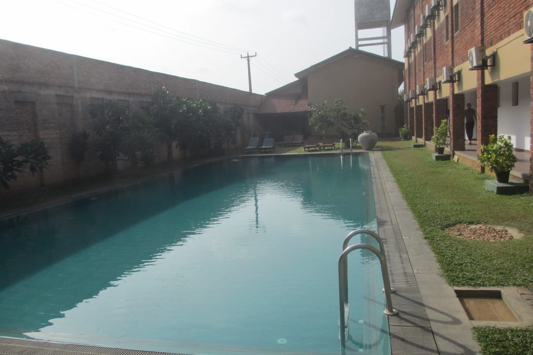 Kleiner Pool The Long Beach Resort