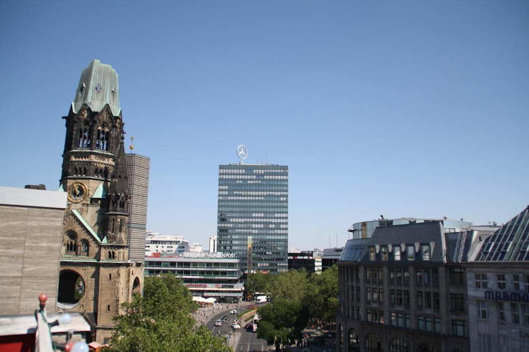 Von der Dachterrasse Hotel Boulevard