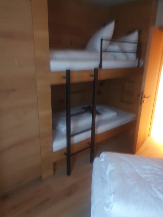 Zimmer AlpinResortArlberg 1495 – THE HEIMAT