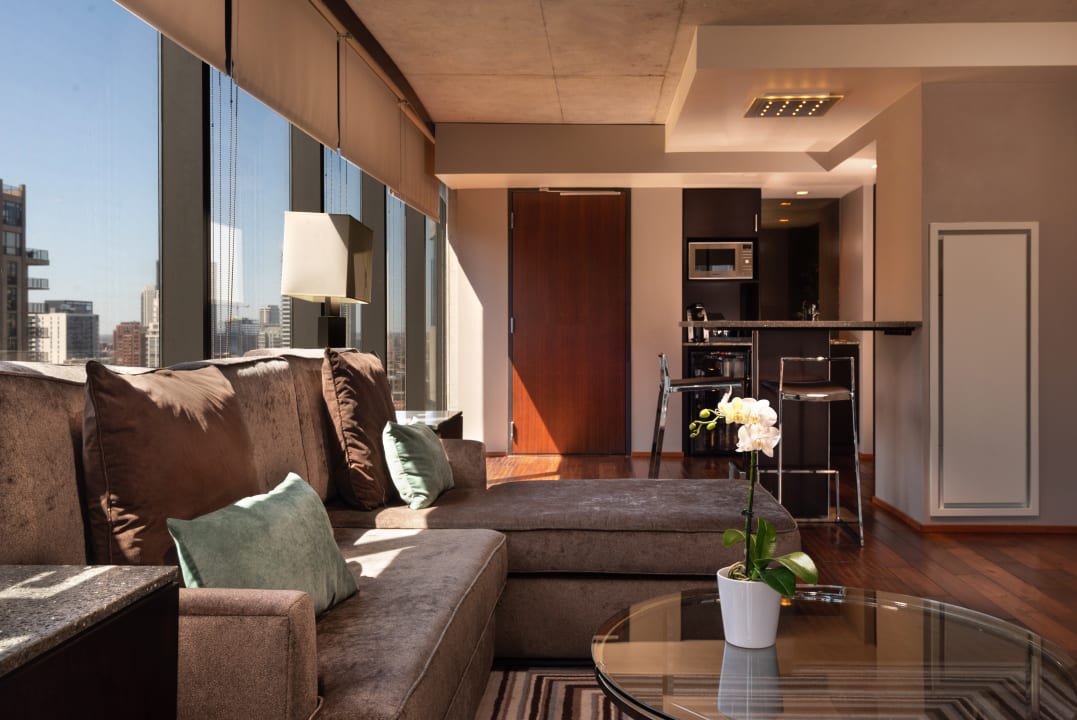 Zimmer Eurostars Magnificent Mile