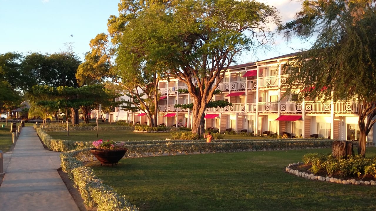 Außenansicht Royal Decameron Indigo Beach