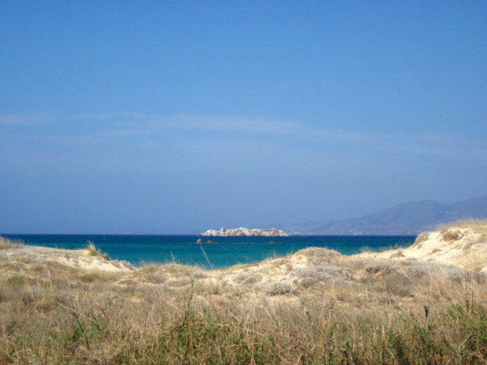 Strand vor den Studios Nikos Maria Studios