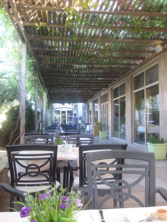 Terrasse am Hauptrestaurant Can Garden Resort