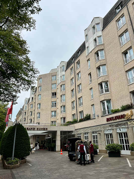Außenansicht Grand Elysée Hamburg