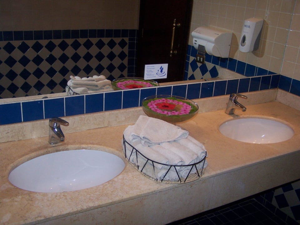 Toilette am Pool Steigenberger Coraya Beach - Adults only