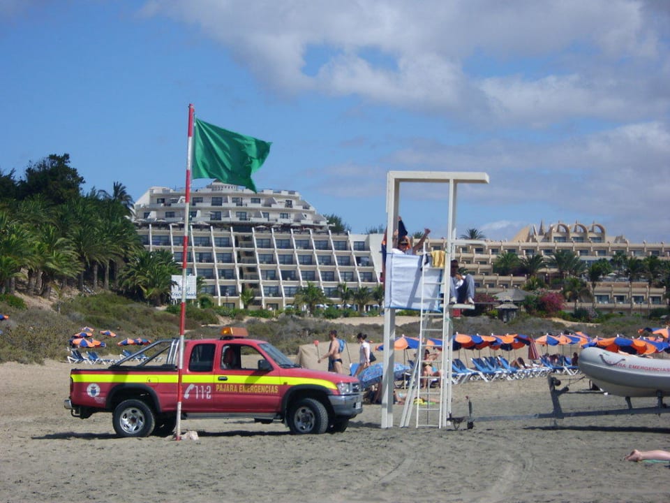 Bademeister im Hochsitz SBH Hotel Taro Beach