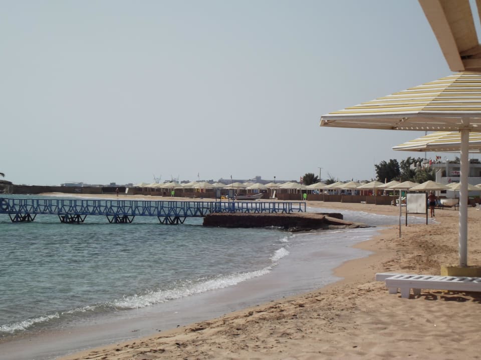 Strand Menaville Safaga