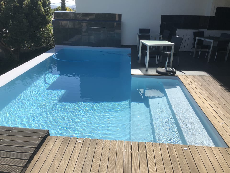 Pool Keren's Vine Guesthouse