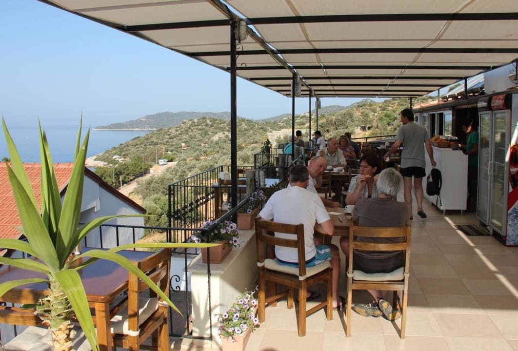 Frühstücks-Dachterrasse Hotel Hideaway