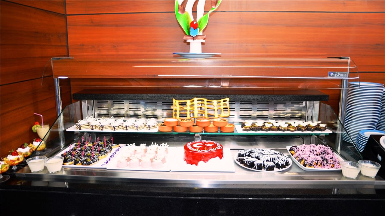 Gastro Hotel Grand Zaman Garden