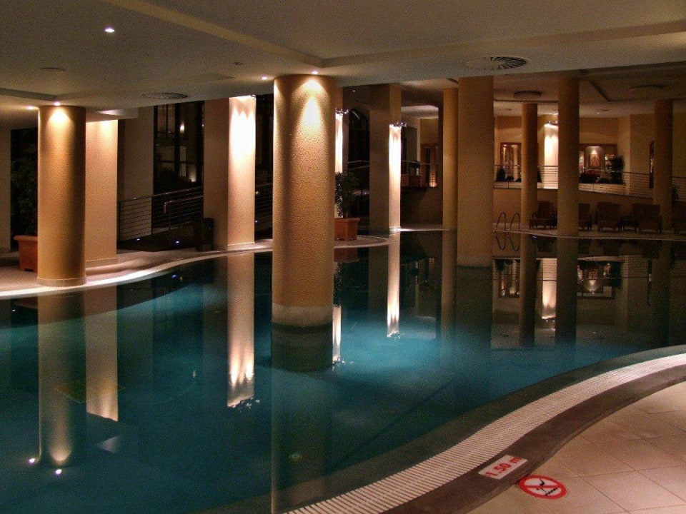 Der Pool- und Spa-Bereich vom Hotel Hotel Porto Mare - PortoBay