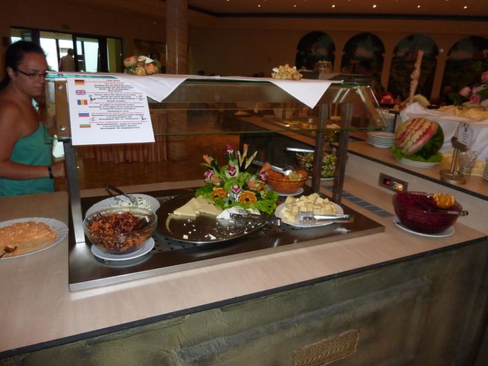 Buffet Duni Royal Pelican Resort
