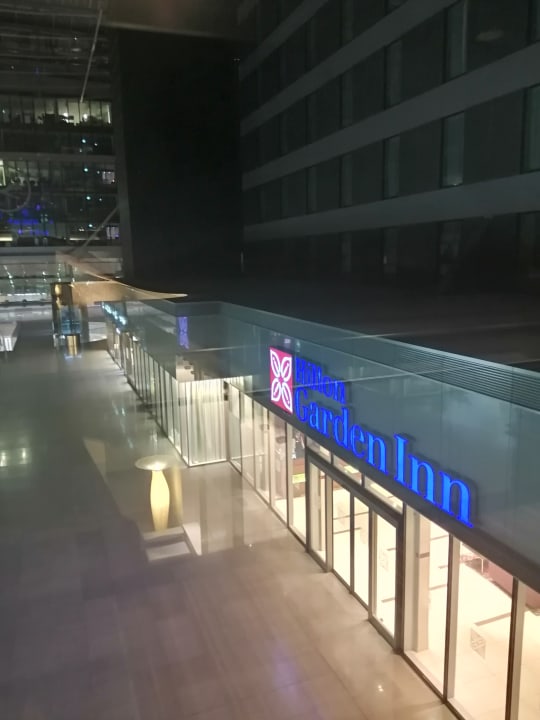 Ausblick Hilton Garden Inn Frankfurt Airport