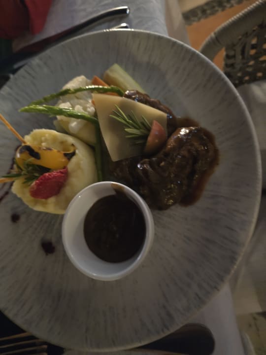 Gastro Kaisol Romance Resort