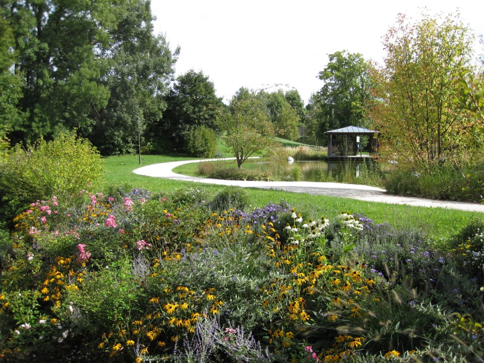 Gartenanlage Ströbinger Hof - Therme Wellness Resort