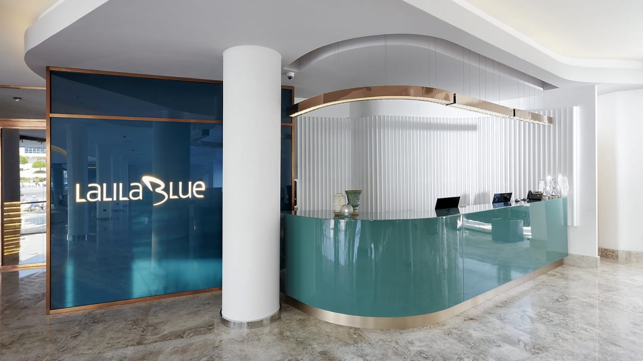 Lobby Lalila Blue Suites