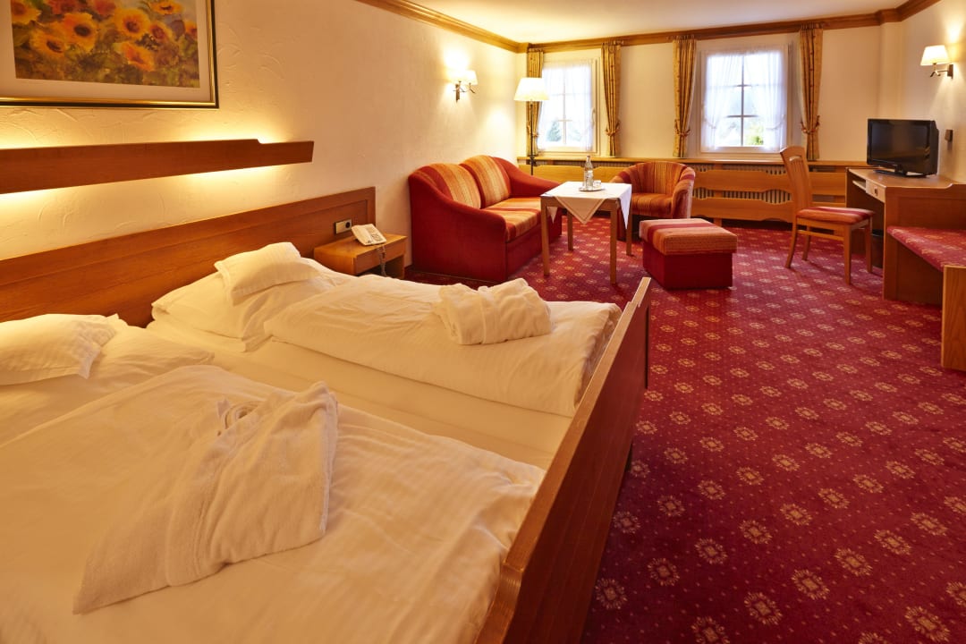 Großes Doppelzimmer im Schwarzwaldhaus Hotel Ochsen
