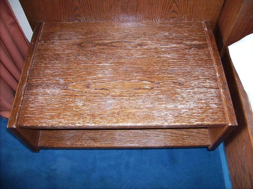 Nachttisch Wildpark Hotel