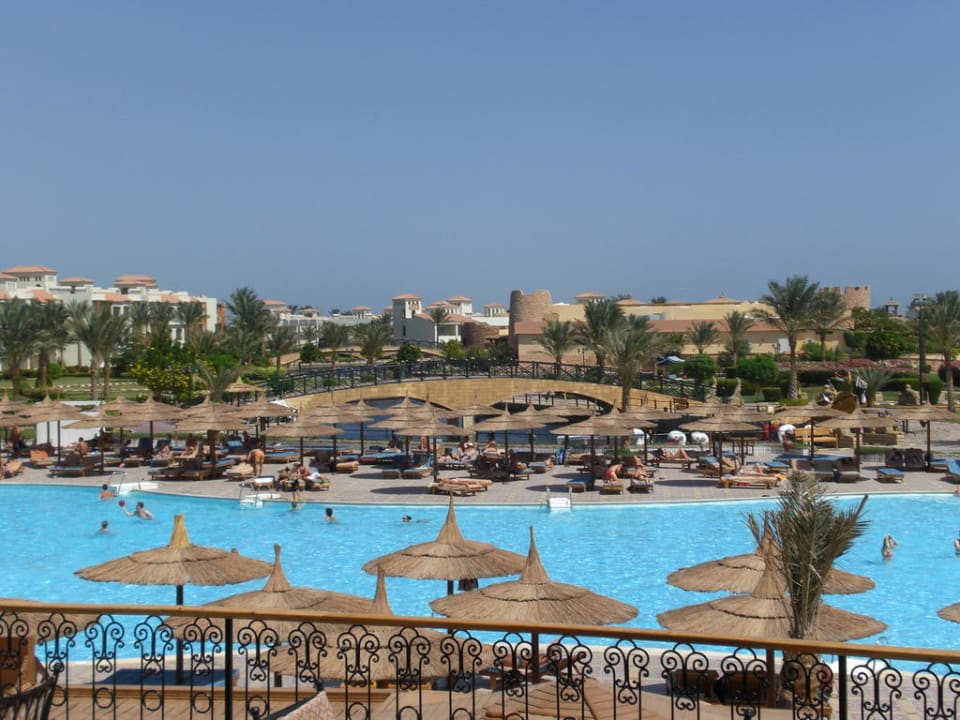 Der Animationspool Pickalbatros Dana Beach Resort - Hurghada
