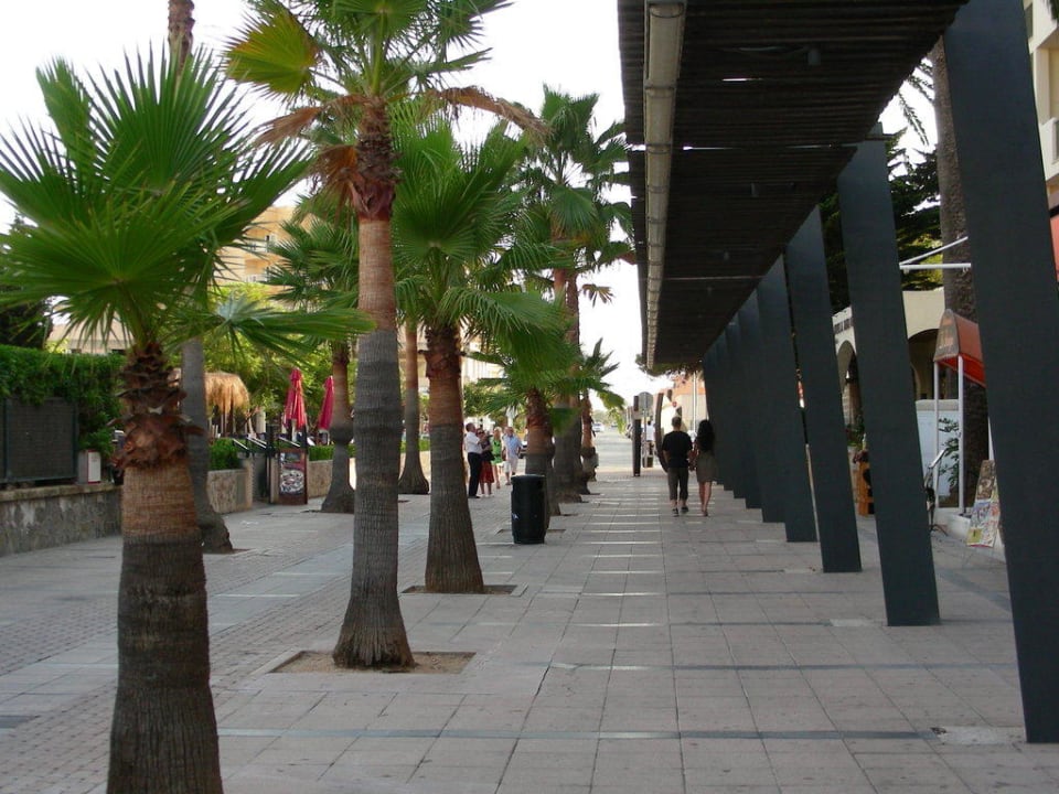 Promenade Hotel Morito