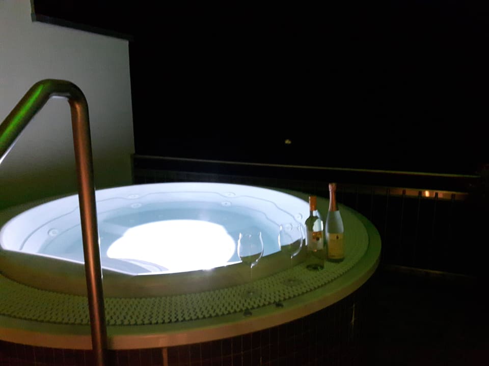 Privater Außenwhirlpool gegen Gebühr Thula Wellnesshotel Bayerischer Wald