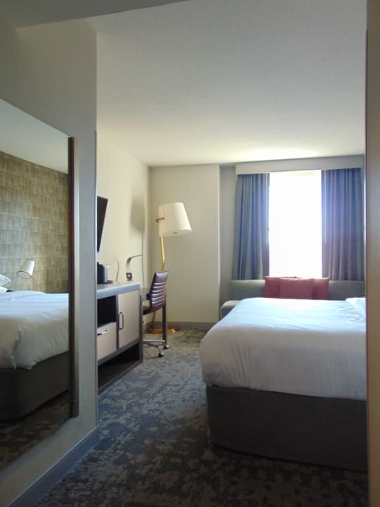 Zimmer Marriott St. Louis Grand
