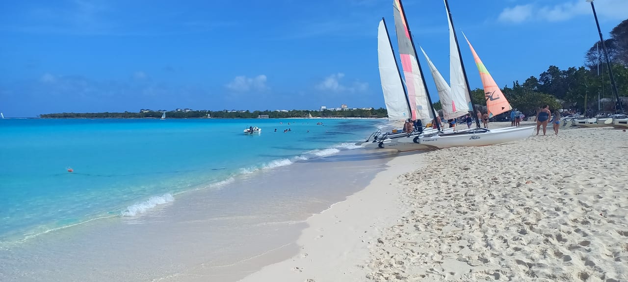 Strand Hotel Playa Pesquero