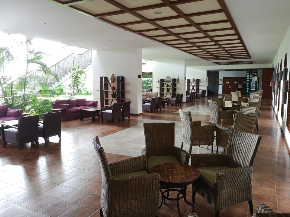 Lobby Hotel Costa Calero