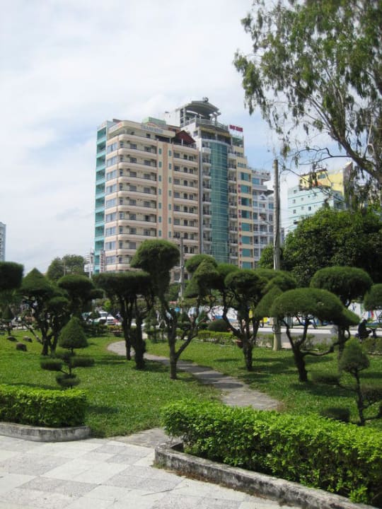 Eingeklemmt zw anderen Hotels Hotel Phu Quy 2