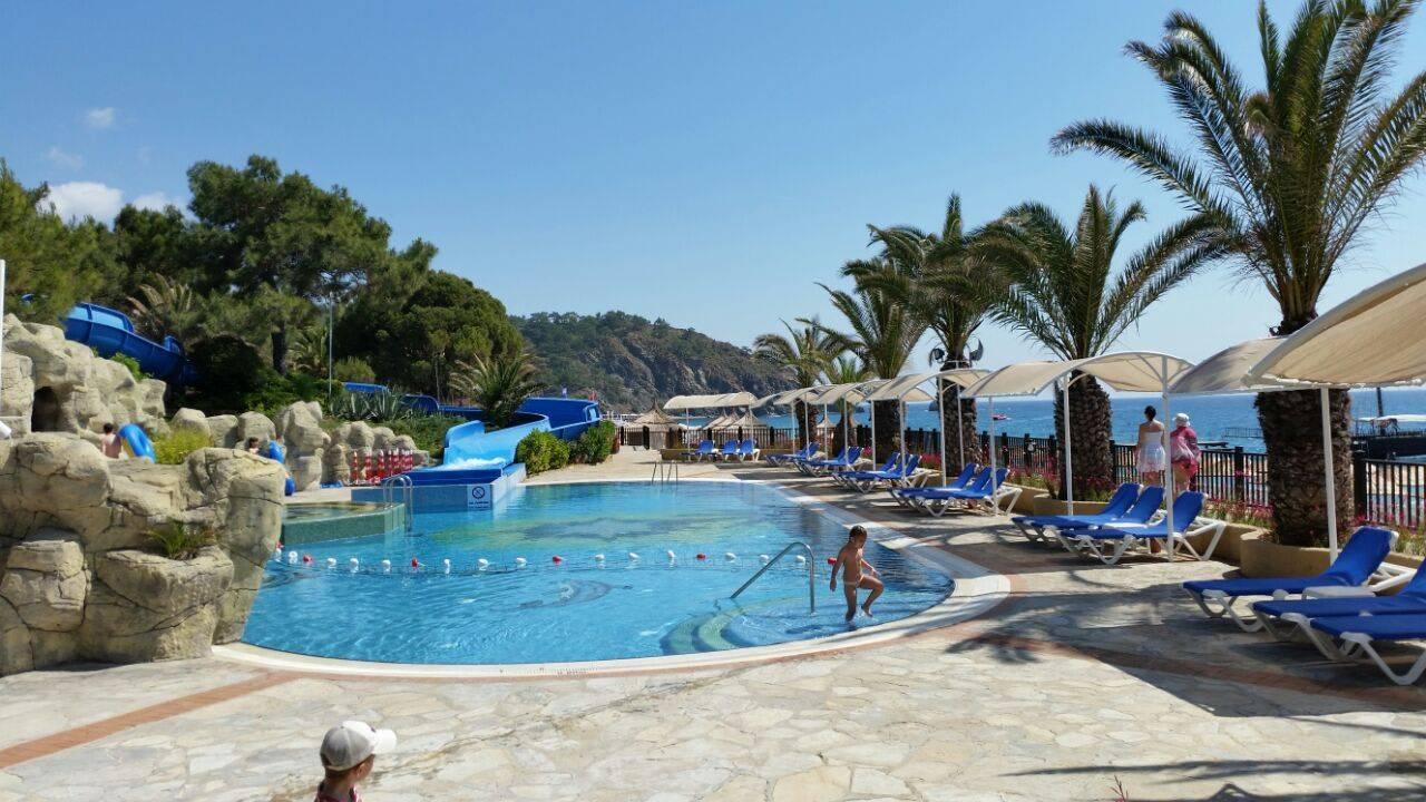 Einer von 3 Pools Pirate's Beach Club