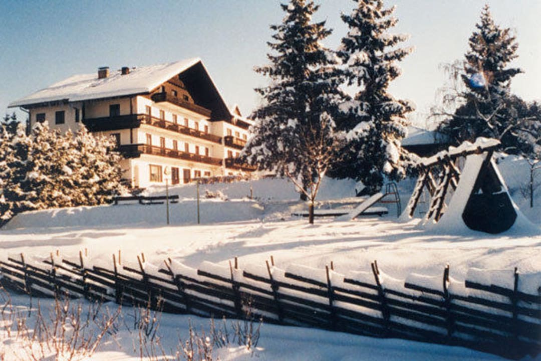 Der "Semriacherhof" im Winter Hotel Semriacherhof