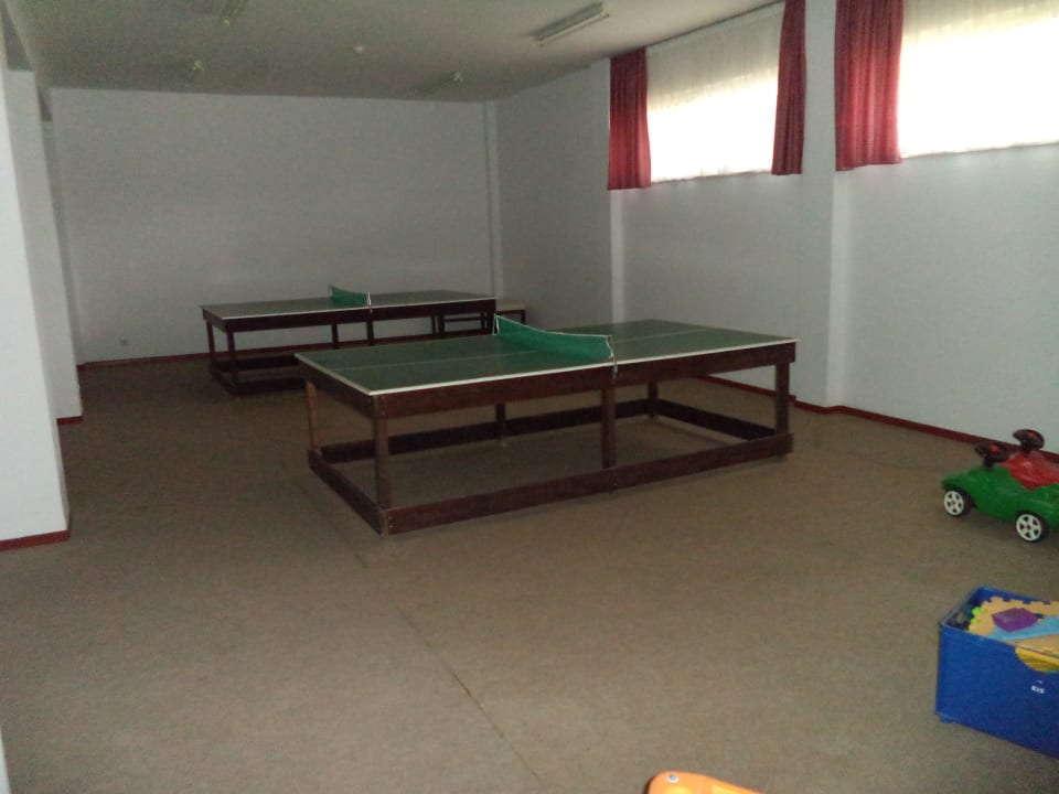 Stoły do pingponga Hotel Pavlina