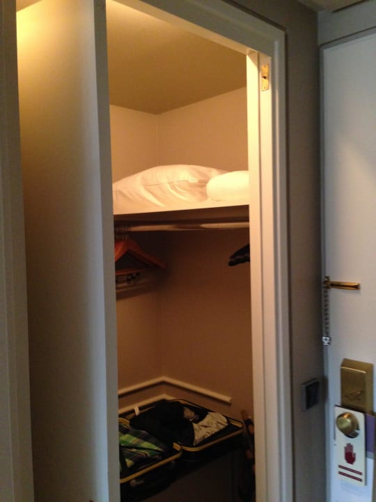 Begehbarer Kleiderschrank Hyatt Regency Köln