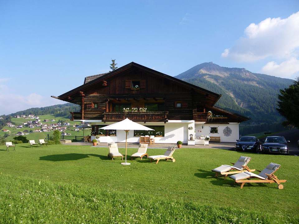 Liegewiese Mountain Chalet Pra Ronch
