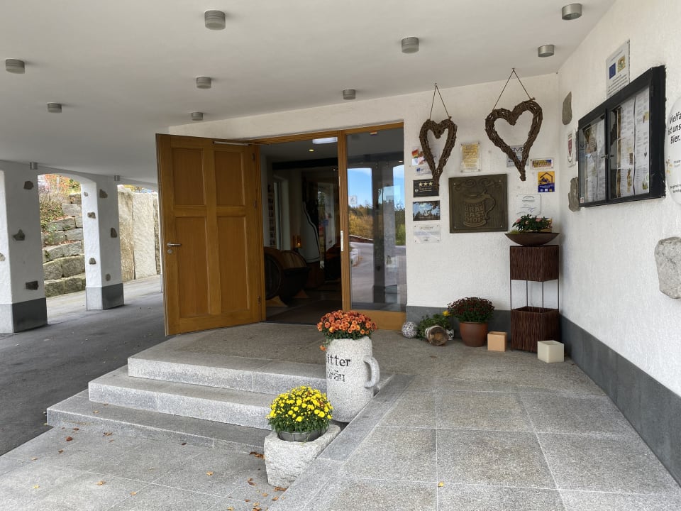 Lobby 1. Bier & Wohlfühlhotel Gut Riedelsbach