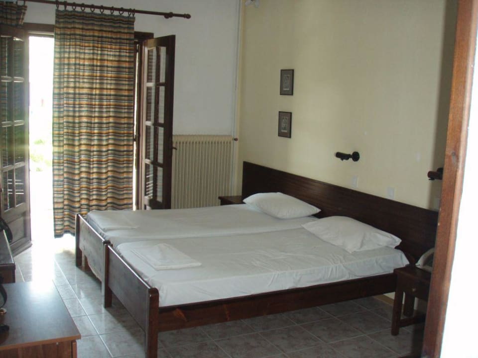 Unser Zimmer Philoxenia Hotel