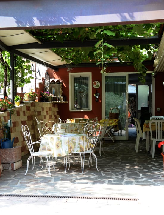 Gartenanlage Camping Alpino