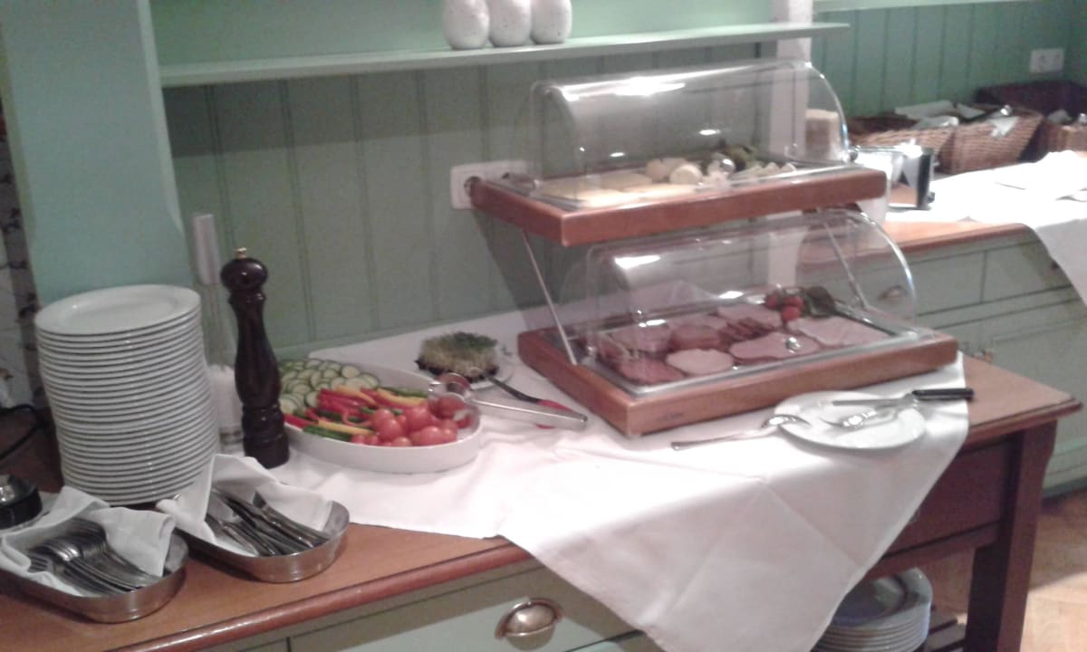 Frühstück Boutique Hotel Bellevue Lermoos