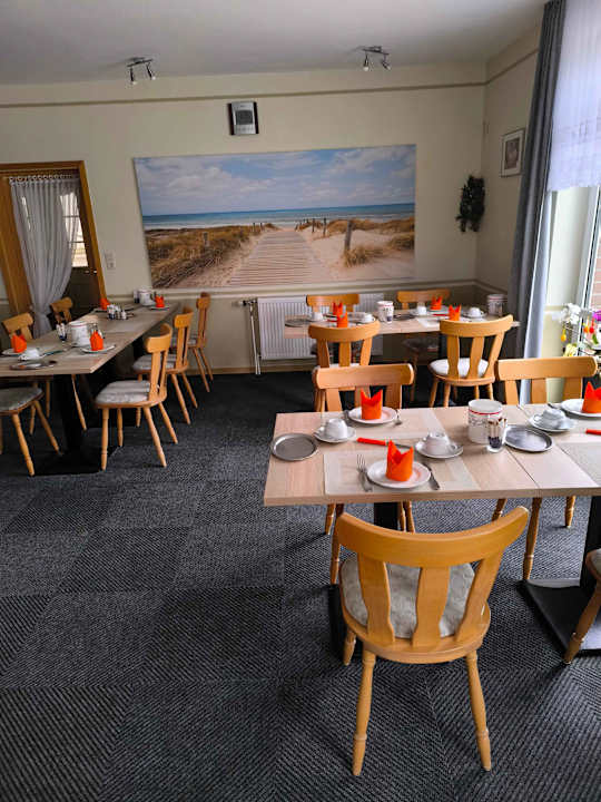 Gastro Hotel Pension Holum Garni