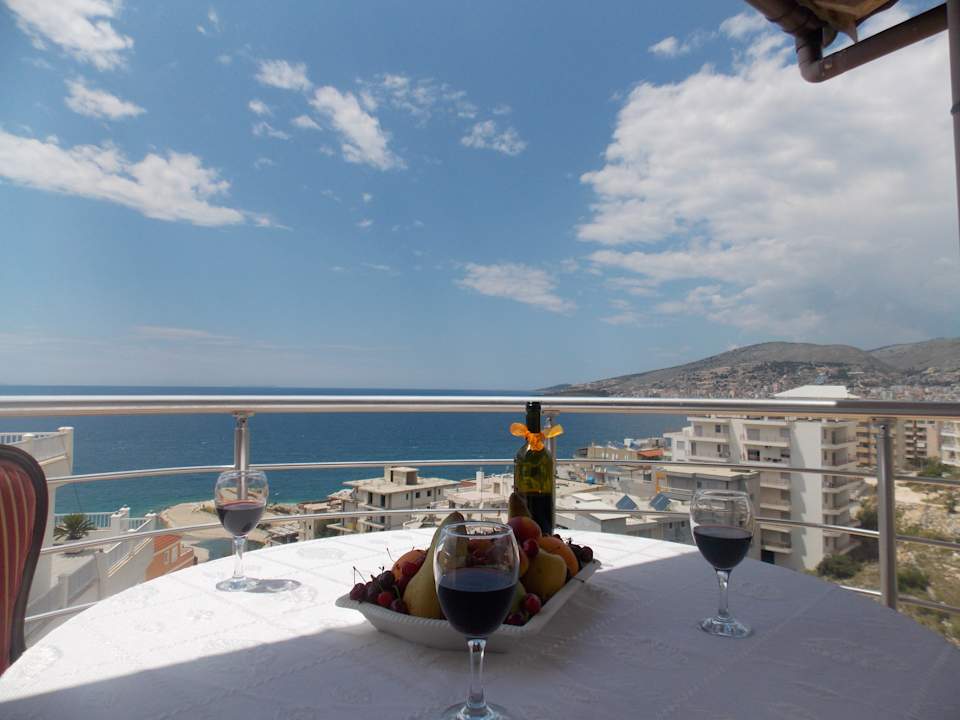 Ausblick Damian Saranda Hotel