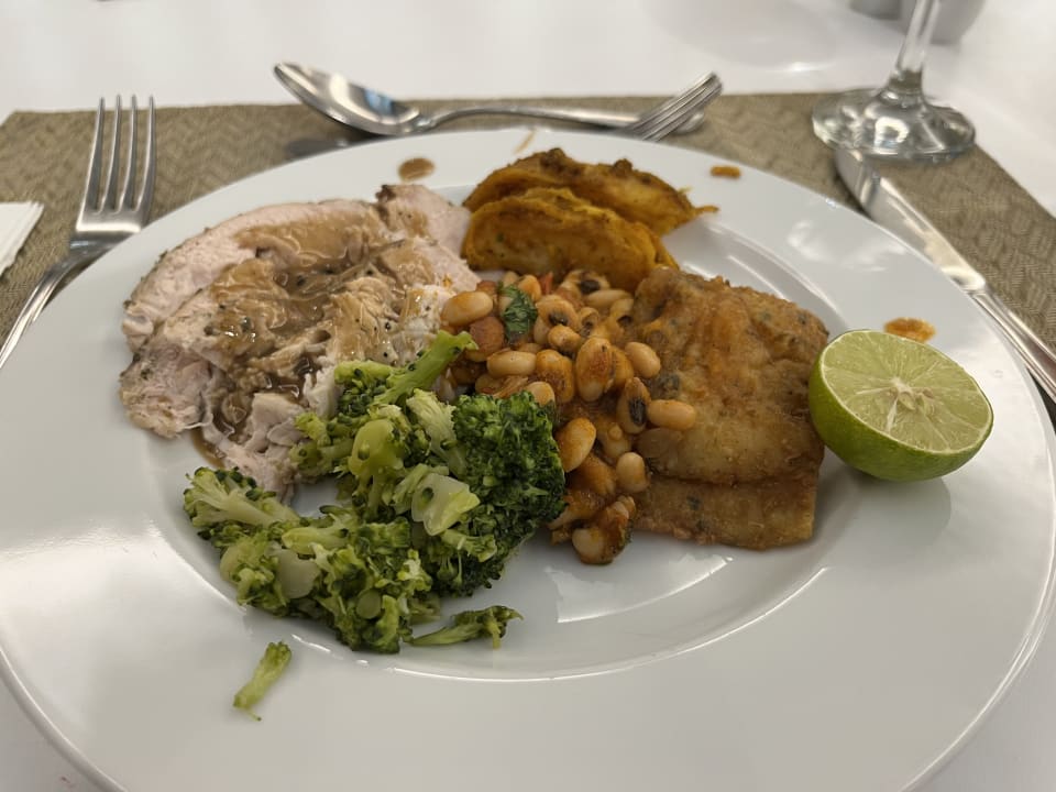 Gastro Marina Resort Port Ghalib, a member of Radisson Individuals