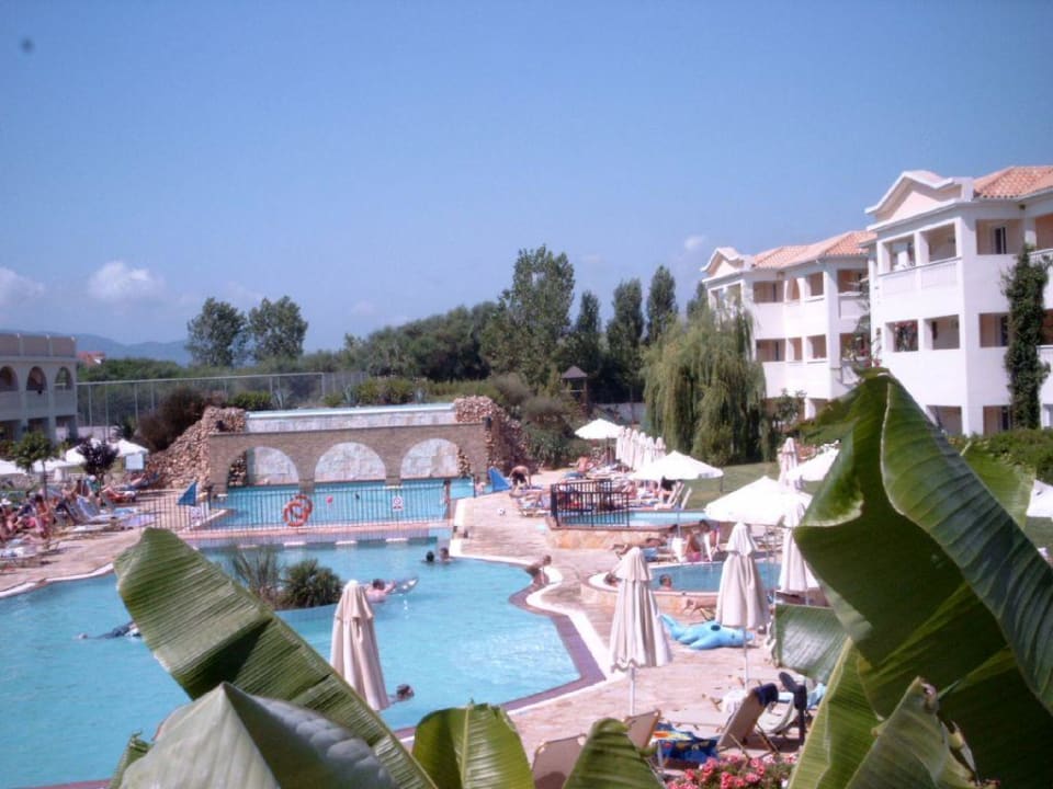 Bitzaro Grande Pool 1 Hotel Bitzaro Grande