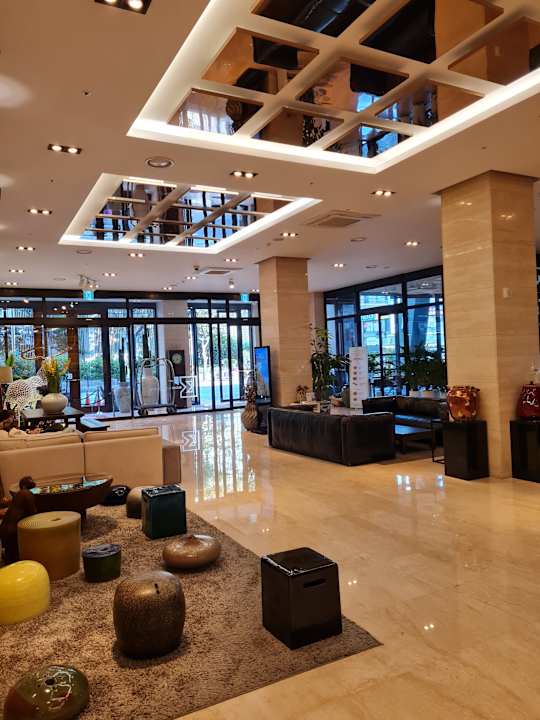 Lobby Busan Business Hotel
