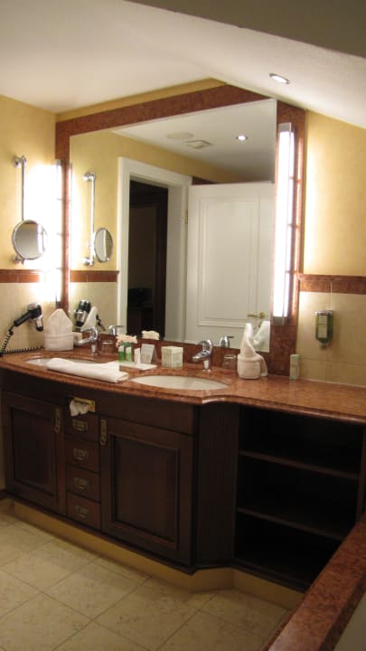 Badezimmer Hotel Vier Jahreszeiten Kühlungsborn